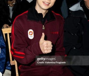 马龙亮相米兰时装周G社生图获赞，乒乓之外探索新可能|成龙|赛制|对手|赛场|人生_新浪体育_新浪新闻